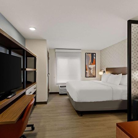 Everhome Suites El Paso Airport Near Fort Bliss Loma Terrace Экстерьер фото