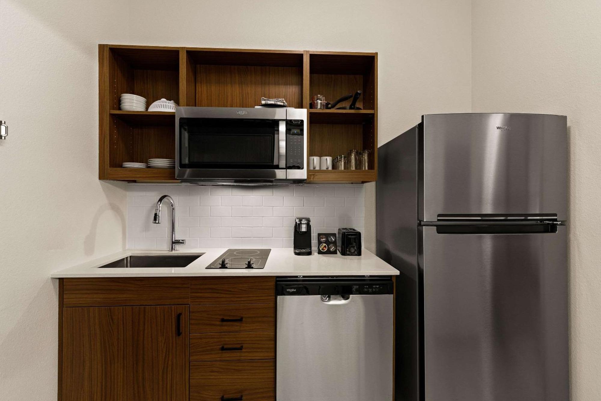 Everhome Suites El Paso Airport Near Fort Bliss Loma Terrace Экстерьер фото