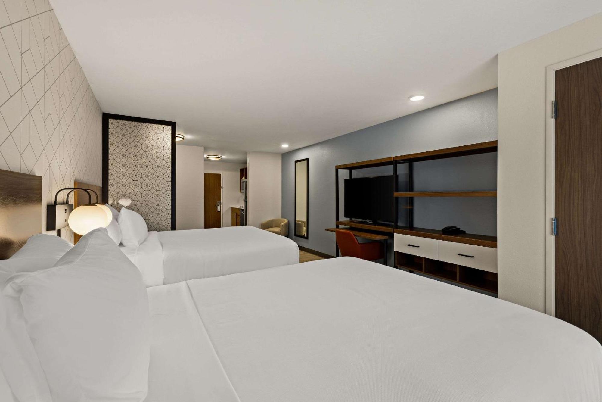 Everhome Suites El Paso Airport Near Fort Bliss Loma Terrace Экстерьер фото