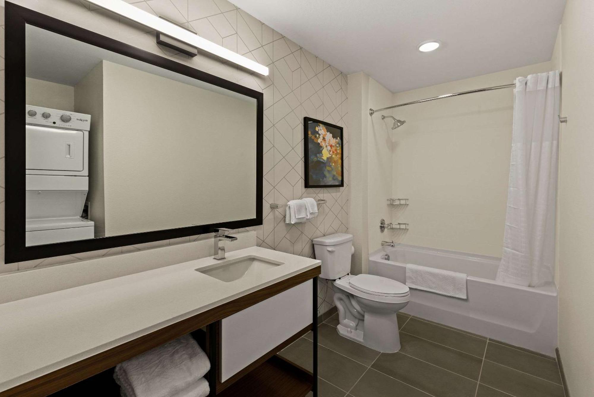 Everhome Suites El Paso Airport Near Fort Bliss Loma Terrace Экстерьер фото
