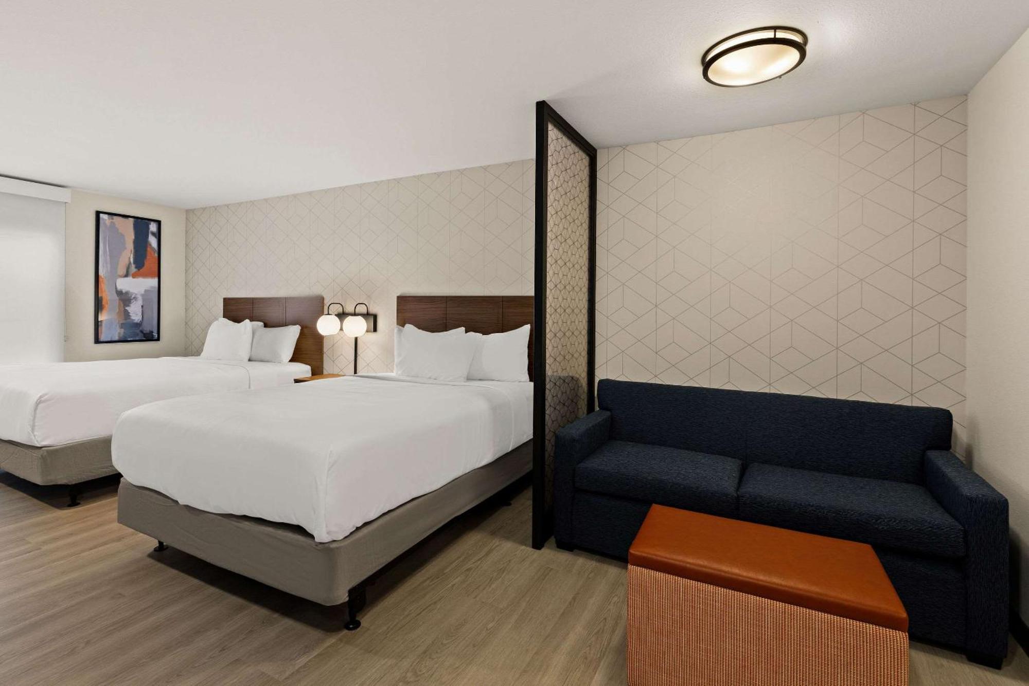 Everhome Suites El Paso Airport Near Fort Bliss Loma Terrace Экстерьер фото