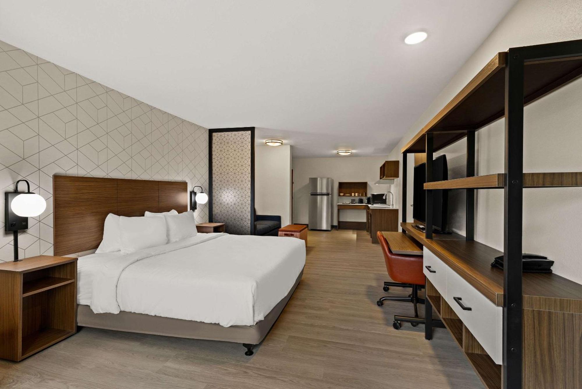 Everhome Suites El Paso Airport Near Fort Bliss Loma Terrace Экстерьер фото